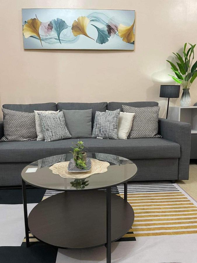 Studio Condo Building 81 Newport Boulevard Manila Kültér fotó