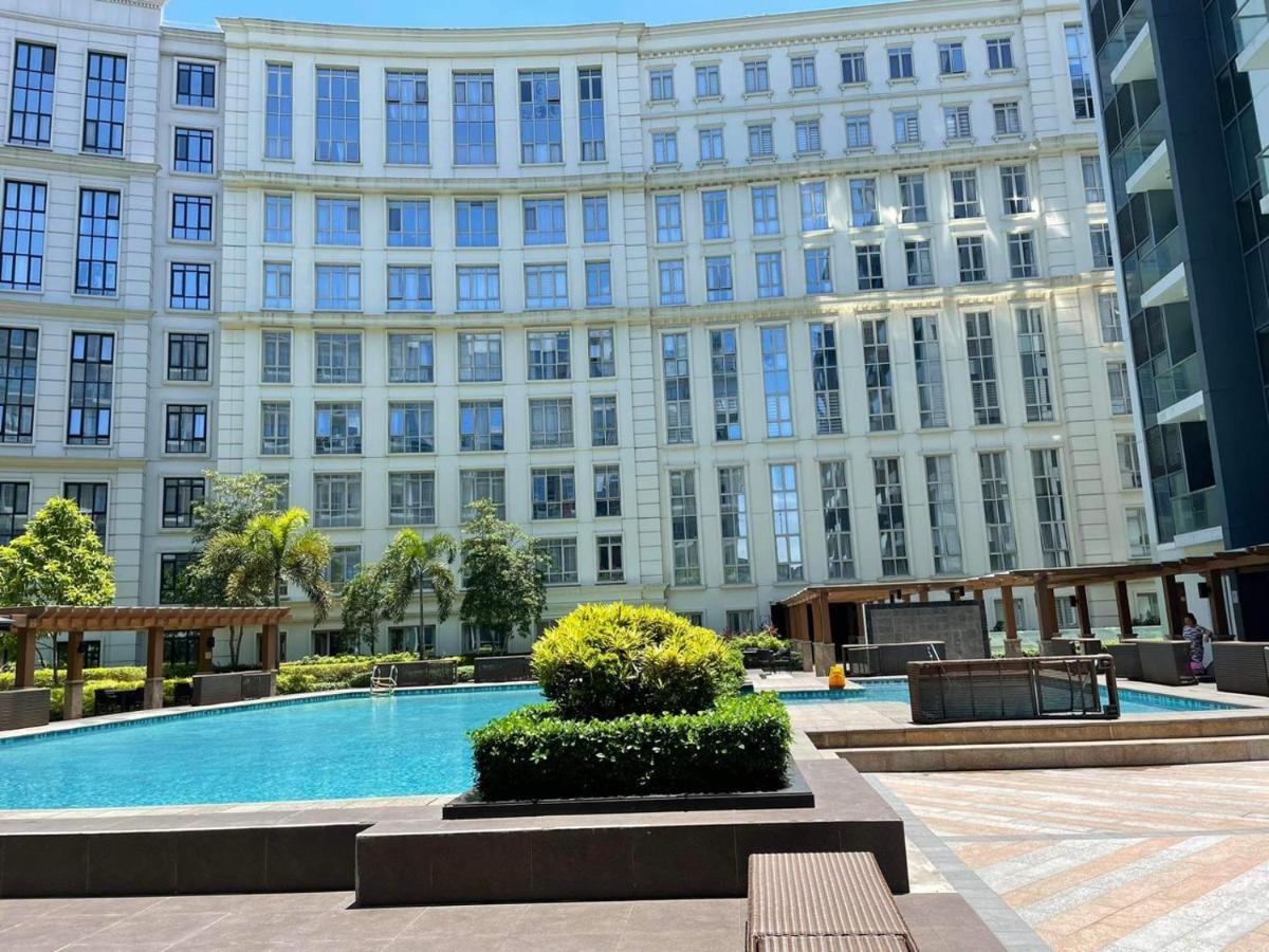 Studio Condo Building 81 Newport Boulevard Manila Kültér fotó