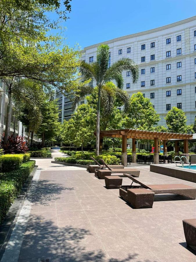 Studio Condo Building 81 Newport Boulevard Manila Kültér fotó